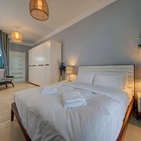 Modern 2br Penthouse With Rooftop Terrace & Bbq * Saint Julian's