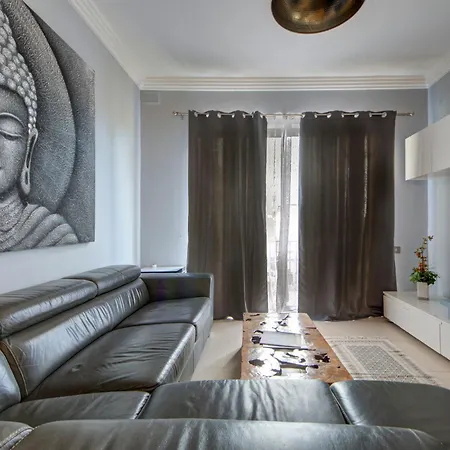 Modern 2br Penthouse With Rooftop Terrace & Bbq *